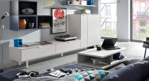 Nos vamos a vivir juntos. Consejos para decorar vuestro primer hogar. Mueble para el salón de la colección Signos de Kibuc